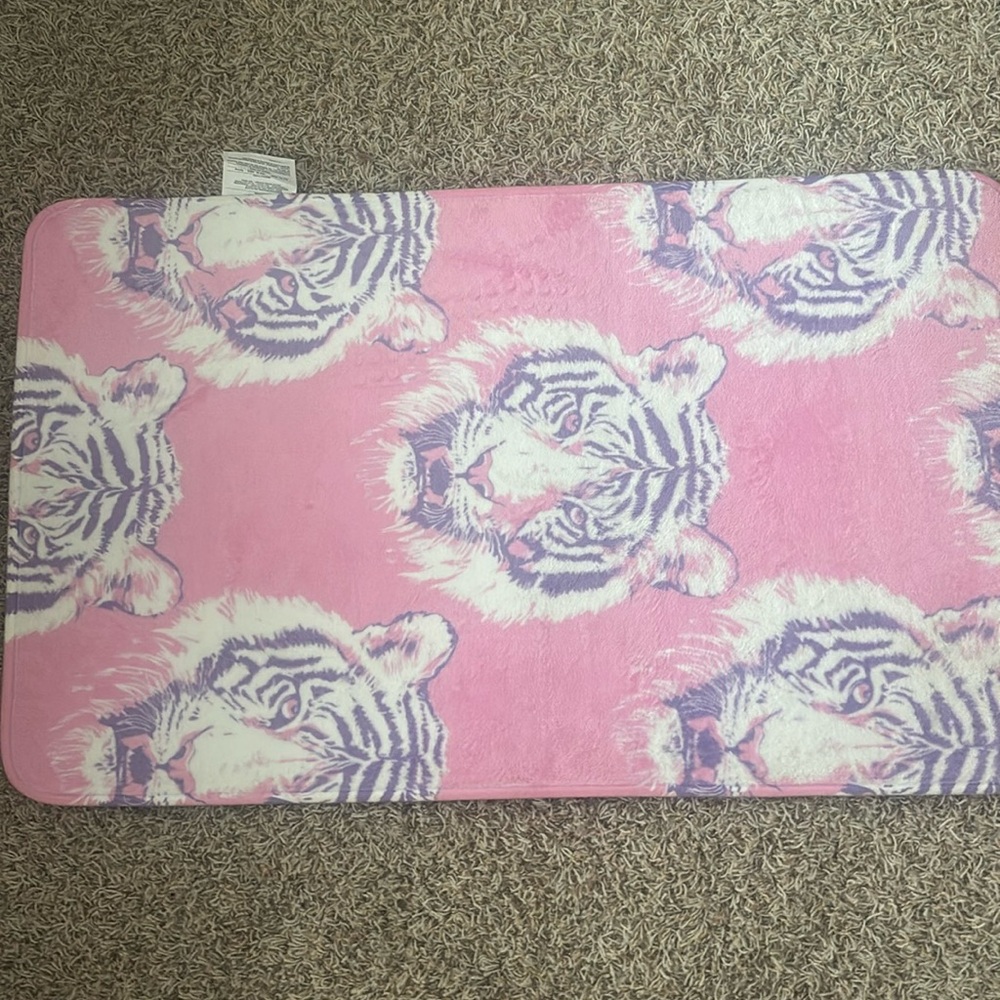 Pink and purple tiger bathmat